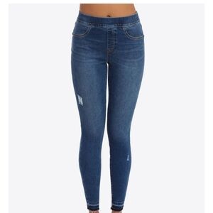 Spanx Pull On Skinny Distressed Raw Hem Ankle Jegging, Medium